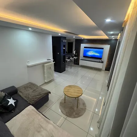 Apartment D Exeption Neuf Idealement Situe Proche Eurexpo Ol Vallee Et Lyon Centre Parking Gratuit
